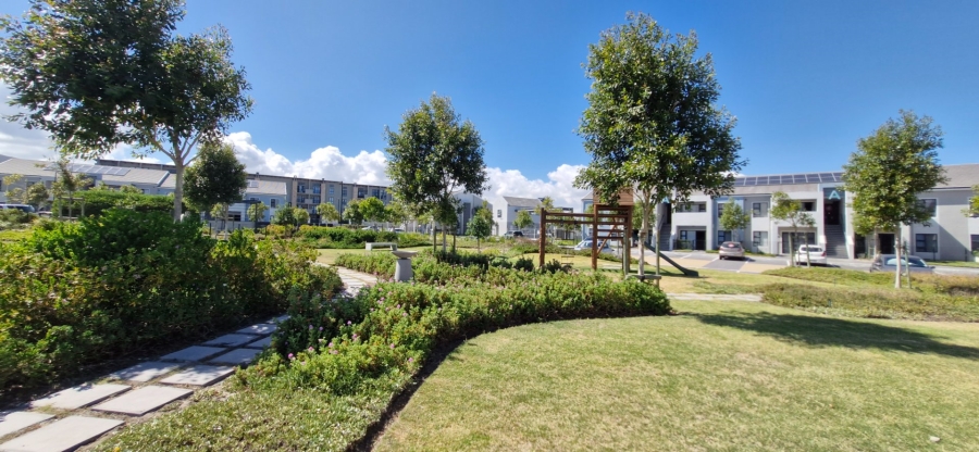 To Let  Bedroom Property for Rent in Burgundy Estate Western Cape